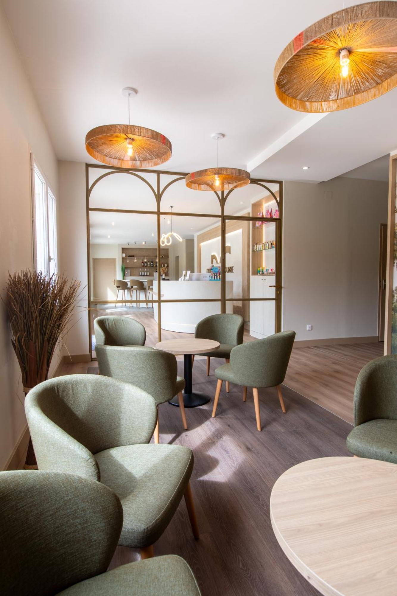 Domaine De La Courbe Hotel & Spa Le Lude Extérieur photo